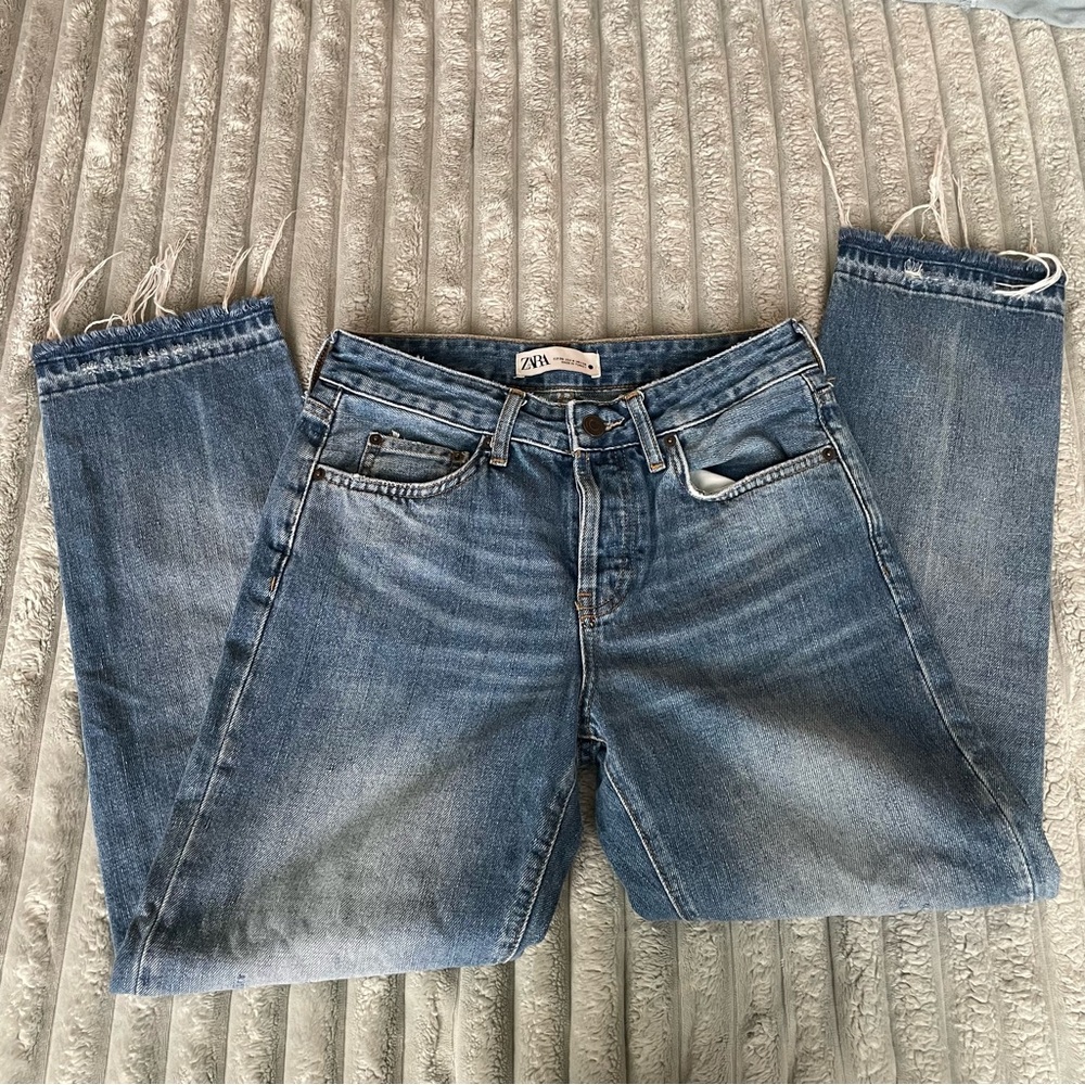 Zara Cropped Jeans